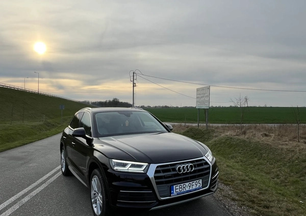 Audi Q5 cena 123900 przebieg: 100738, rok produkcji 2018 z Brzeziny małe 667